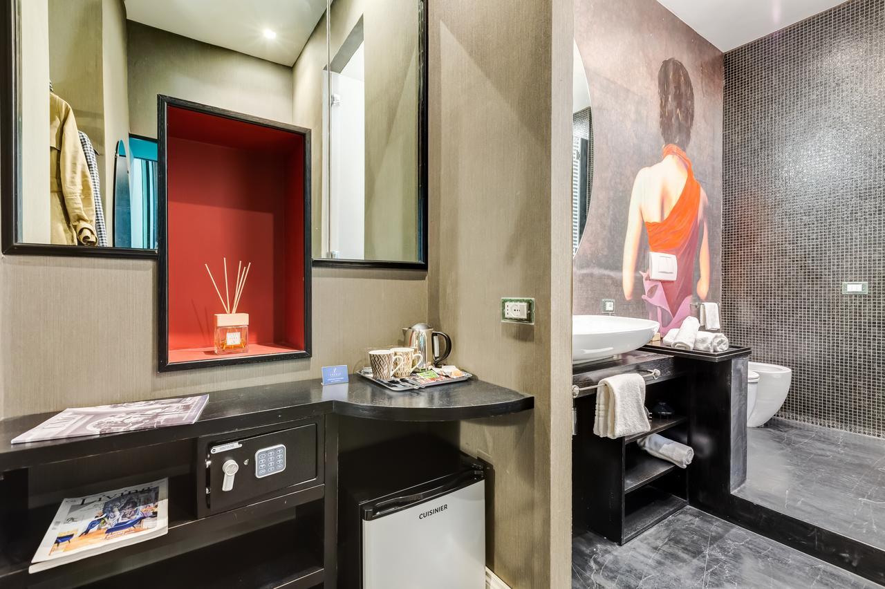 The French Suites By Oneup Hospitality Рим Екстериор снимка