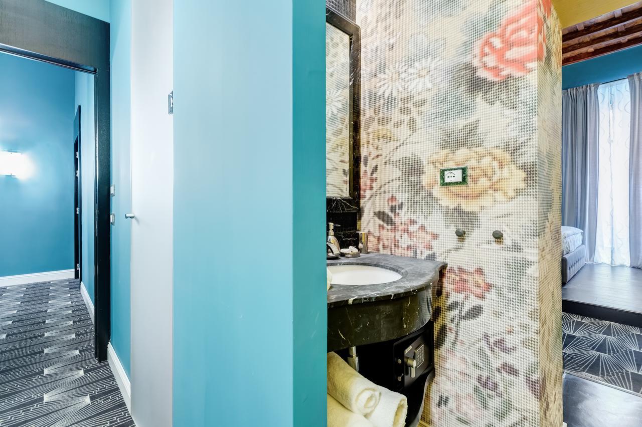 The French Suites By Oneup Hospitality Рим Екстериор снимка